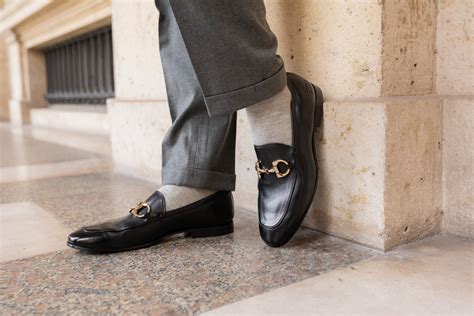 how to wear men's loafers with socks